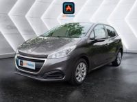 Peugeot 208 1.2 ess - 82ch Finition Business confort pack garantie 12 mois - <small></small> 8.250 € <small>TTC</small> - #1