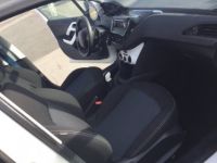 Peugeot 208 1.2 LIKE - <small></small> 8.990 € <small>TTC</small> - #18