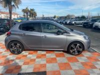 Peugeot 208 1.2 PURETECH 110 GT LINE TOIT PANO 1ère main - <small></small> 11.850 € <small>TTC</small> - #4