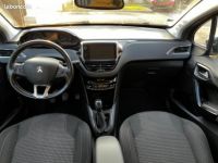 Peugeot 208 1.2 puretech 110CH ALLURE BUSINESS APPLE CARPLAY CAMERA DE RECUL COUROIE NEUVE - <small></small> 7.380 € <small>TTC</small> - #17