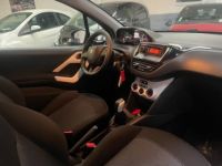 Peugeot 208 1.2 PURETECH 68CH LIKE 3P - <small></small> 5.990 € <small>TTC</small> - #5