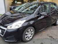 Peugeot 208 1.2 PureTech 68ch Like 5p - <small></small> 8.900 € <small>TTC</small> - #24