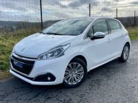 Peugeot 208 1.2 PURETECH 82ch ALLURE - <small></small> 7.990 € <small>TTC</small> - #1