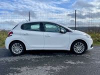 Peugeot 208 1.2 PURETECH 82ch ALLURE - <small></small> 7.990 € <small>TTC</small> - #14