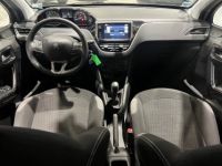 Peugeot 208 1.2 PureTech 82ch BVM5 Style - <small></small> 7.990 € <small>TTC</small> - #3