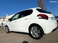 Peugeot 208 1.2 PURETECH 82CH STYLE 5P - <small></small> 7.490 € <small>TTC</small> - #11