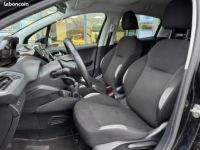 Peugeot 208 1.2 PURETECH STYLE 82ch Boitier Bio Ethanol-Distribution changée - <small></small> 5.800 € <small>TTC</small> - #9