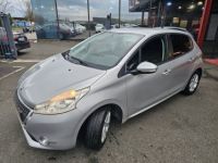 Peugeot 208 1.2 vti 165002 KMS - <small></small> 5.990 € <small>TTC</small> - #9