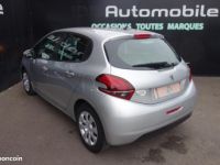 Peugeot 208 1.2 VTI 68ch BVM5 Like 5P - <small></small> 6.990 € <small>TTC</small> - #4