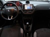 Peugeot 208 1.2 VTI 82 STYLE 5P - <small></small> 6.490 € <small>TTC</small> - #9