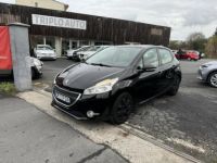 Peugeot 208 1.2 VTi Active + Clim - <small></small> 6.490 € <small>TTC</small> - #1