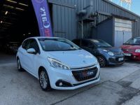 Peugeot 208 1.2i - 110 ch Allure - <small></small> 9.990 € <small>TTC</small> - #3