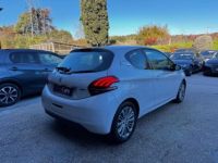 Peugeot 208 1.2i - 110 ch Allure - <small></small> 9.990 € <small>TTC</small> - #12