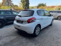 Peugeot 208 1.2i 12V - 82 ch style - <small></small> 9.990 € <small>TTC</small> - #10