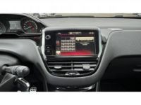 Peugeot 208 1.2i 12V S&S - 110 BERLINE GT Line PHASE 2 - <small></small> 8.290 € <small>TTC</small> - #3