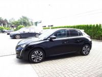 Peugeot 208 1.2i 5d. Allure CARPLAY,CAMERA,NAV,CRUISE,FULL LED - <small></small> 17.500 € <small>TTC</small> - #2