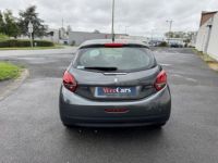 Peugeot 208 1.2i 82cv Allure - Garantie 12 mois - <small></small> 9.990 € <small>TTC</small> - #5