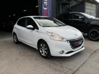 Peugeot 208 1.2i PureTech 12V - 82 BERLINE Style PHASE 1 - <small></small> 7.490 € <small>TTC</small> - #3