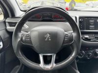 Peugeot 208 1.2i PureTech 12V - 82 BERLINE Style PHASE 1 - <small></small> 7.490 € <small>TTC</small> - #6