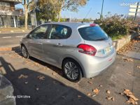 Peugeot 208 1.2l Ess 82ch GARANTIE - <small></small> 5.990 € <small>TTC</small> - #4