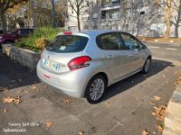 Peugeot 208 1.2l Ess 82ch GARANTIE - <small></small> 5.990 € <small>TTC</small> - #5