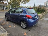 Peugeot 208 1.2l Ess 82ch Style 02-2017 GARANTIE - <small></small> 6.990 € <small>TTC</small> - #5