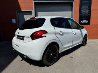 Peugeot 208 1.2l Puretech 110 ch Gt Line EAT6 12/2015 - <small></small> 9.990 € <small>TTC</small> - #3