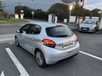 Peugeot 208 1.6 BlueHDi 100ch Allure 5p - <small></small> 8.990 € <small>TTC</small> - #4