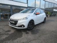 Peugeot 208 1.6 BlueHDi 100ch BVM5 Roland Garros - <small></small> 10.990 € <small>TTC</small> - #1