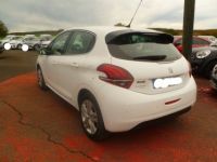 Peugeot 208 1.6 BLUEHDI 75CH ALLURE BUSINESS S&S 5P - <small></small> 12.950 € <small>TTC</small> - #4