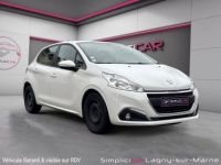 Peugeot 208 1.6 BlueHDi 75ch BVM5 Active - <small></small> 8.490 € <small>TTC</small> - #1