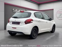 Peugeot 208 1.6 BlueHDi 75ch BVM5 Active - <small></small> 8.490 € <small>TTC</small> - #18