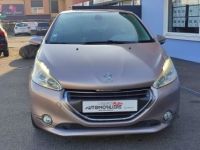 Peugeot 208 1.6 e-HDI 92 Allure - <small></small> 8.490 € <small>TTC</small> - #2