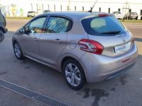 Peugeot 208 1.6 e-HDI 92 Allure - <small></small> 8.490 € <small>TTC</small> - #5