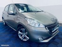 Peugeot 208 1.6 e-HDi 92ch Allure - <small></small> 6.490 € <small>TTC</small> - #1