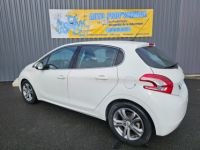 Peugeot 208 1.6 e-HDi 92ch FAP BVM5 Business Pack - <small></small> 7.990 € <small>TTC</small> - #2