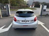 Peugeot 208 1.6 e-HDi FAP Active 4cv 5p - <small></small> 6.490 € <small>TTC</small> - #6