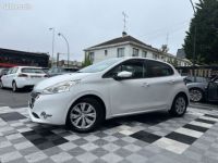 Peugeot 208 1.6 E-HDI FAP ALLURE 5P - <small></small> 4.990 € <small>TTC</small> - #3