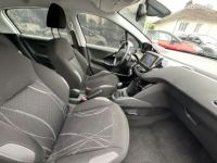 Peugeot 208 1.6 E-HDI FAP ALLURE 5P - <small></small> 4.990 € <small>TTC</small> - #7