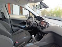 Peugeot 208 1.6 HDi 115 cv ALLURE - <small></small> 7.990 € <small>TTC</small> - #11