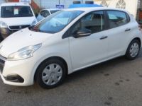 Peugeot 208 1.6 HDI 75 Cv BLUEHDI . 61000 KM ,1 ère Main 2 Places 5 Portes - <small></small> 6.000 € <small></small> - #2