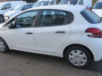 Peugeot 208 1.6 HDI 75 Cv BLUEHDI . 61000 KM ,1 ère Main 2 Places 5 Portes - <small></small> 6.000 € <small></small> - #6