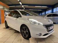 Peugeot 208 1.6 VTi Allure 3p - <small></small> 7.990 € <small>TTC</small> - #3