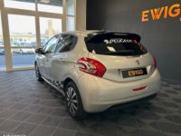 Peugeot 208 1.6l E-HDI 92ch STYLE Carplay Sans Fil Radars AR Distrib ok - <small></small> 7.490 € <small>TTC</small> - #3