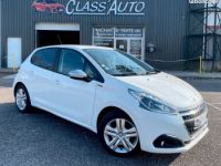 Peugeot 208 (2) 1.2 i 82 cv E6.2 Édition SIGNATURE BVM-5 TBE - <small></small> 9.990 € <small>TTC</small> - #1