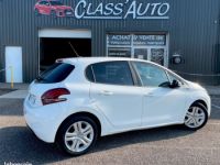 Peugeot 208 (2) 1.2 i 82 cv E6.2 Édition SIGNATURE BVM-5 TBE - <small></small> 9.990 € <small>TTC</small> - #3