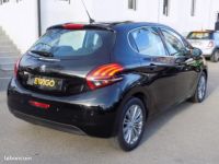 Peugeot 208 (2) 1.2 PURETECH 82 cv ALLURE 5P - <small></small> 8.490 € <small>TTC</small> - #8