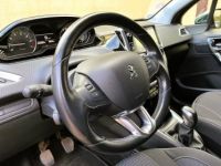 Peugeot 208 (2) 1.2 PURETECH 82 TECH EDITION 5P *1ERE MAIN, ENTRETIEN EXCLUSIF PEUGEOT* - <small></small> 9.990 € <small>TTC</small> - #11