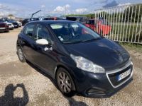 Peugeot 208 (2) 68 cv bv5 LIKE 5 Ports - <small></small> 8.900 € <small>TTC</small> - #4