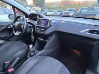 Peugeot 208 82ch BERLINE Allure - <small></small> 9.990 € <small>TTC</small> - #13